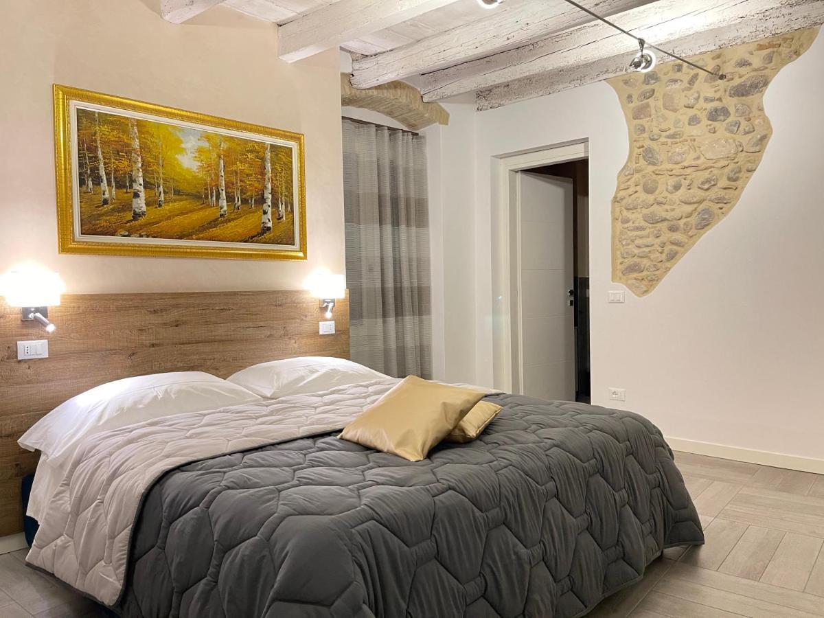 Apartamento Dimora Di Charme Peschiera Del Garda Exterior foto