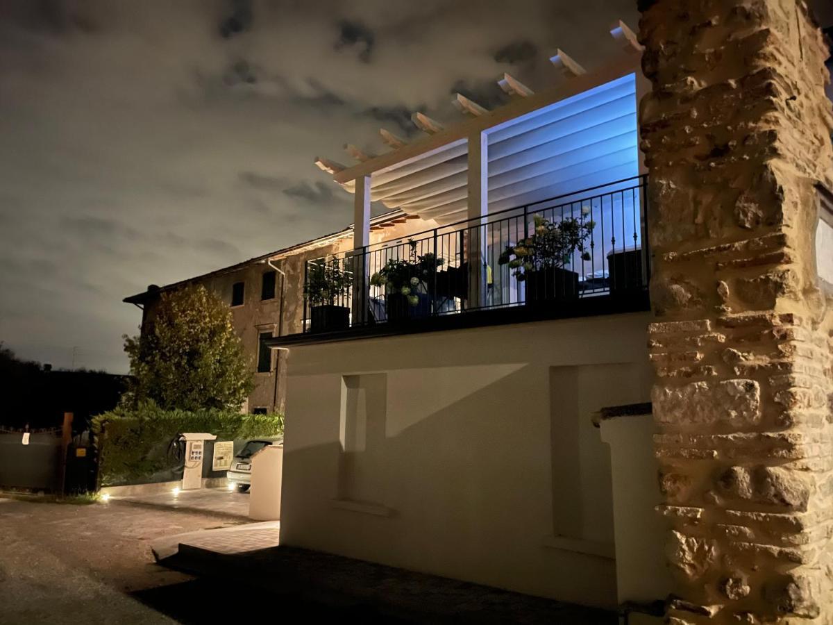 Apartamento Dimora Di Charme Peschiera Del Garda Exterior foto