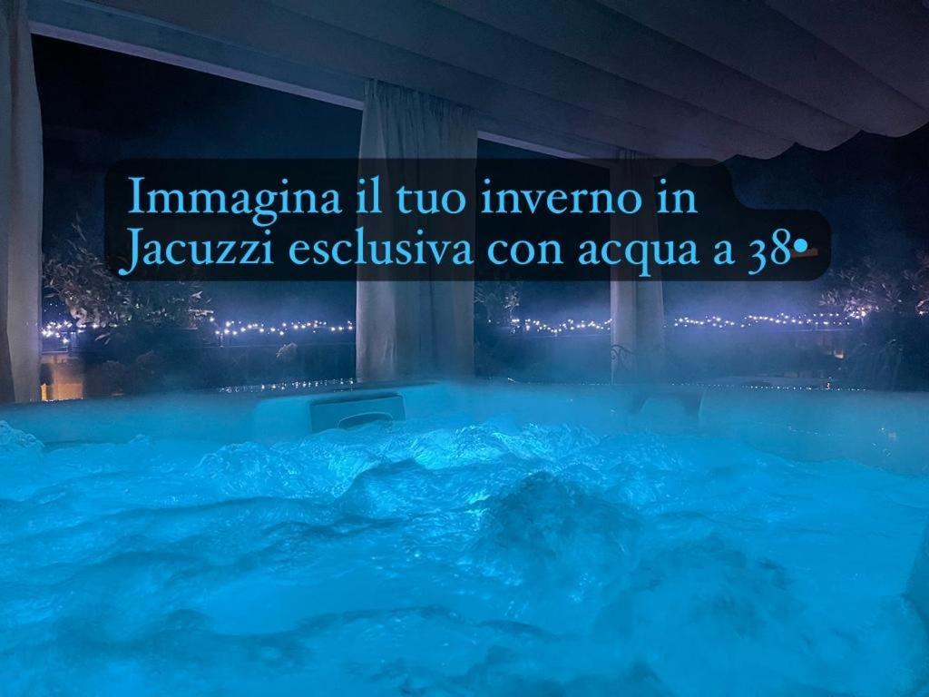 Apartamento Dimora Di Charme Peschiera Del Garda Exterior foto